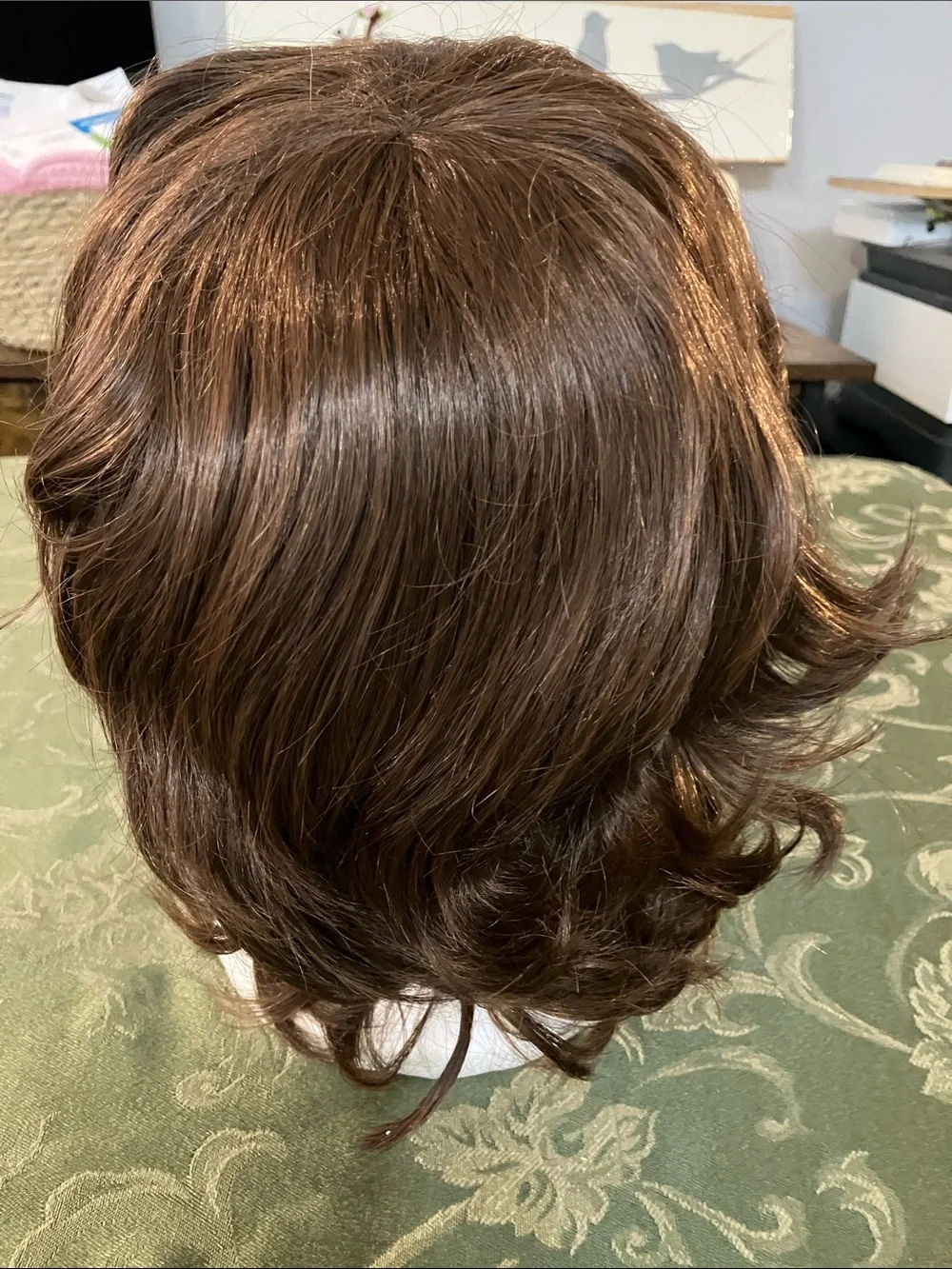 Short Layered Women's Wig in Chestnut with Soft Waves